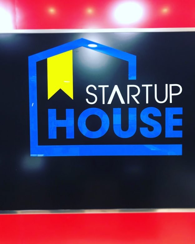 Nên thành lập văn phòng đại diện hay địa điểm kinh doanh? Nên thành lập văn phòng đại diện hay địa điểm kinh doanh?